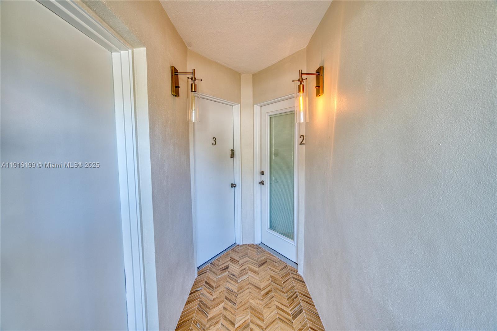 MARINA HARBOUR CONDO - Residential