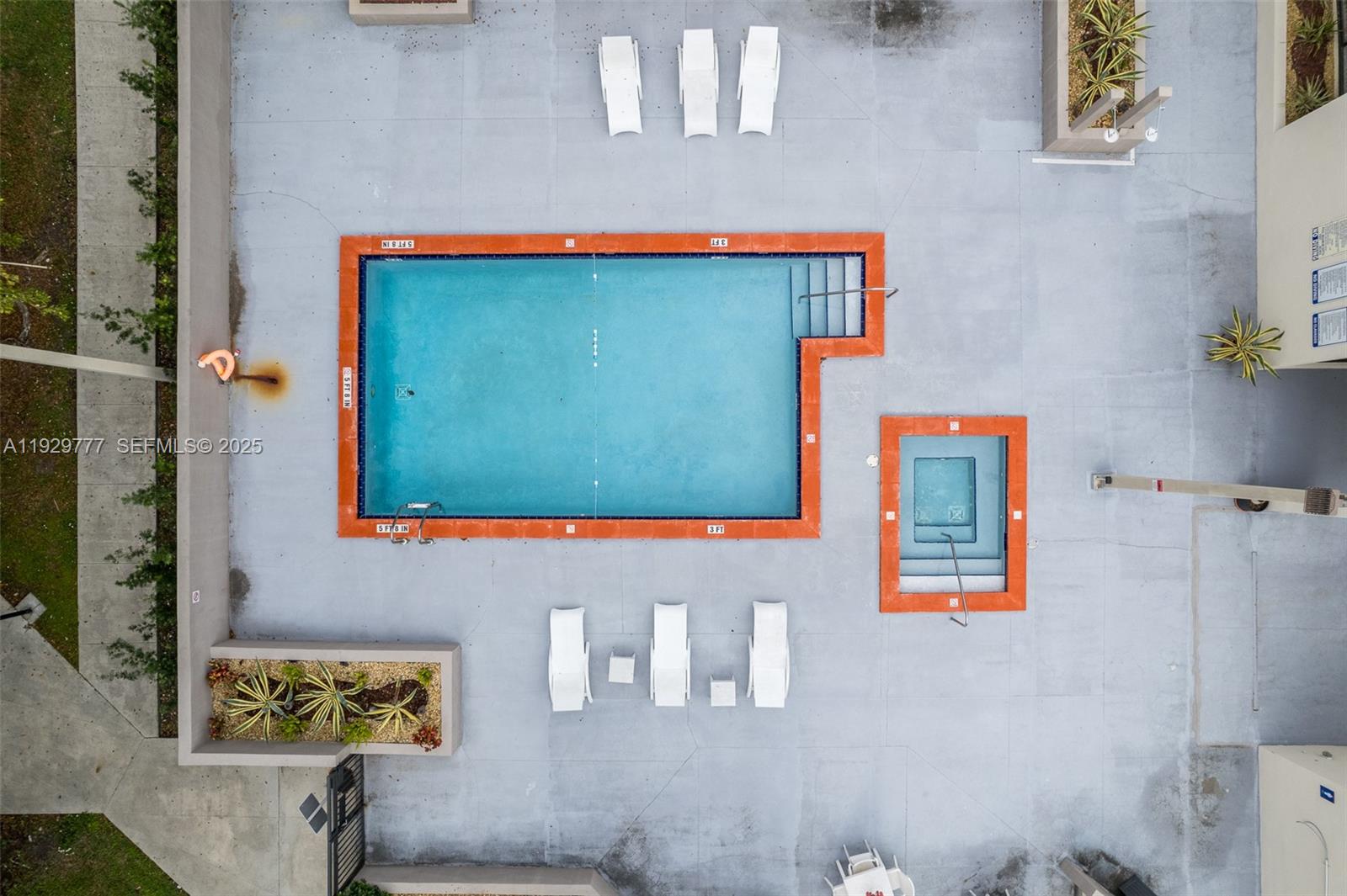 Pepermill Kendale Lakes - Residential