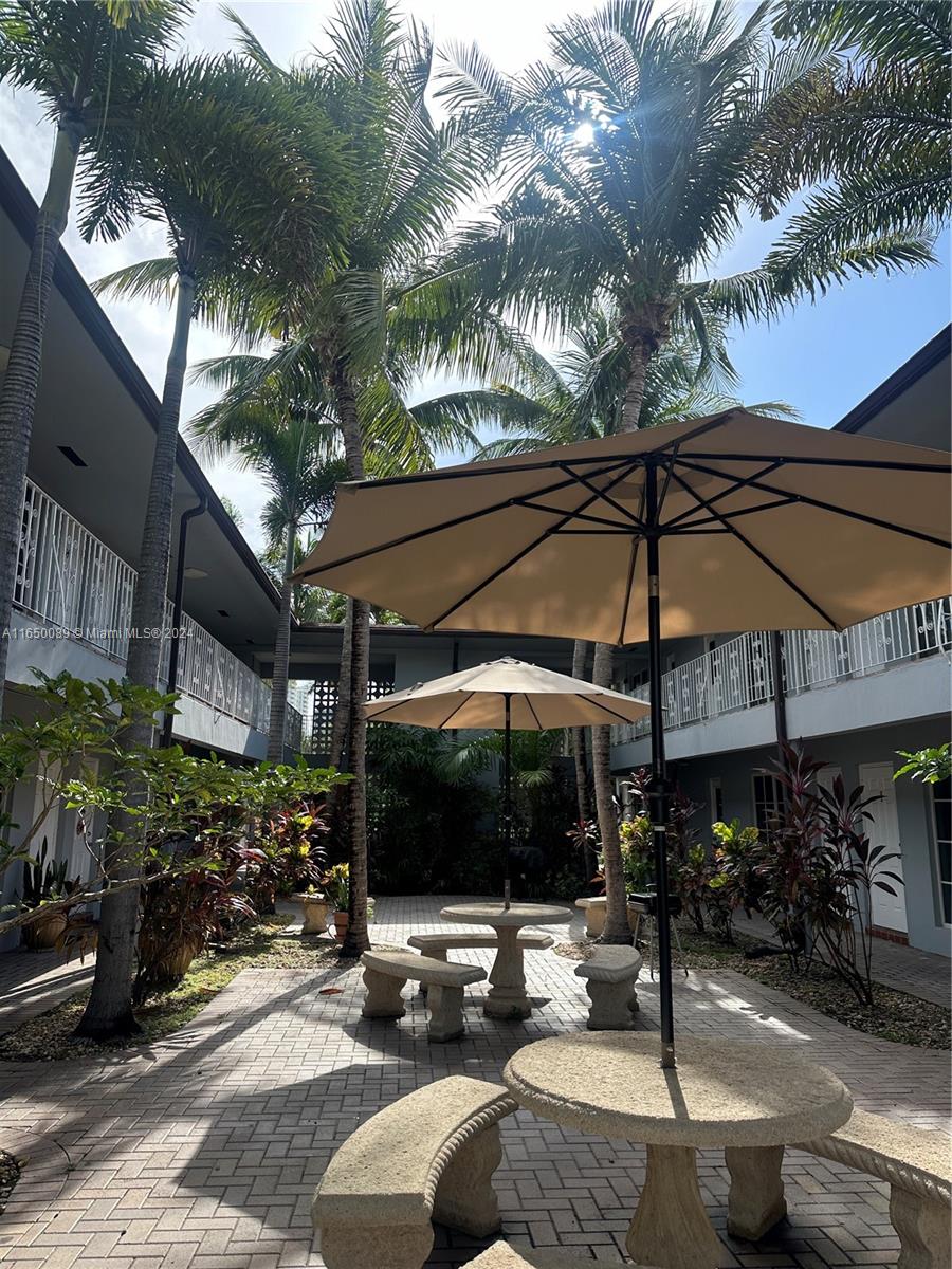 BEACH GARDEN CONDO - Residential