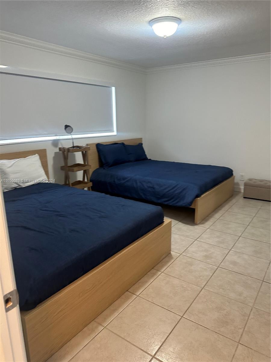 BEACH GARDEN CONDO - Residential