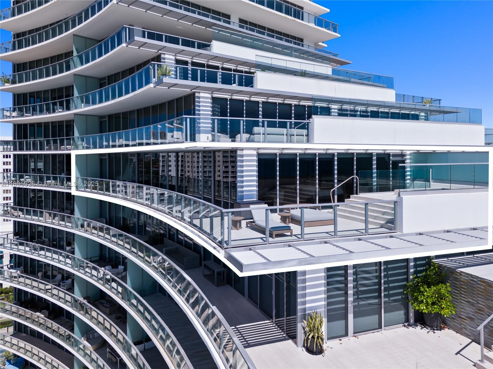 2200 FORT LAUDERDALE BEAC - Residential
