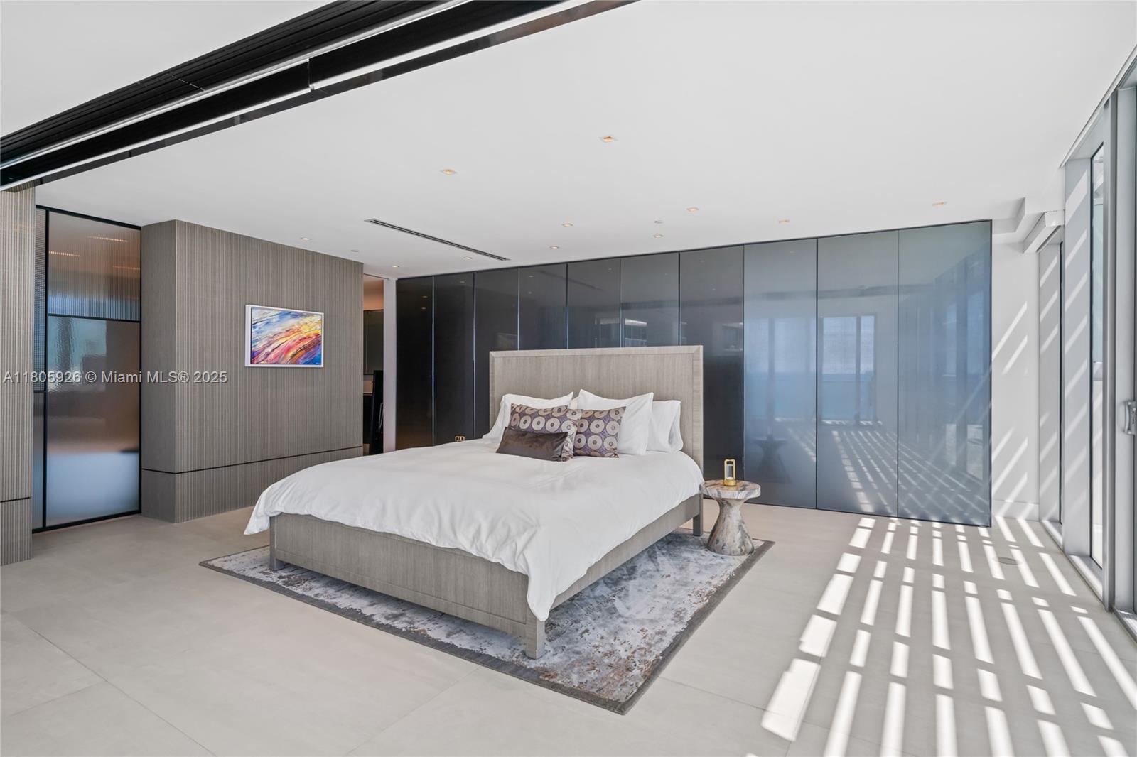 2200 FORT LAUDERDALE BEAC - Residential