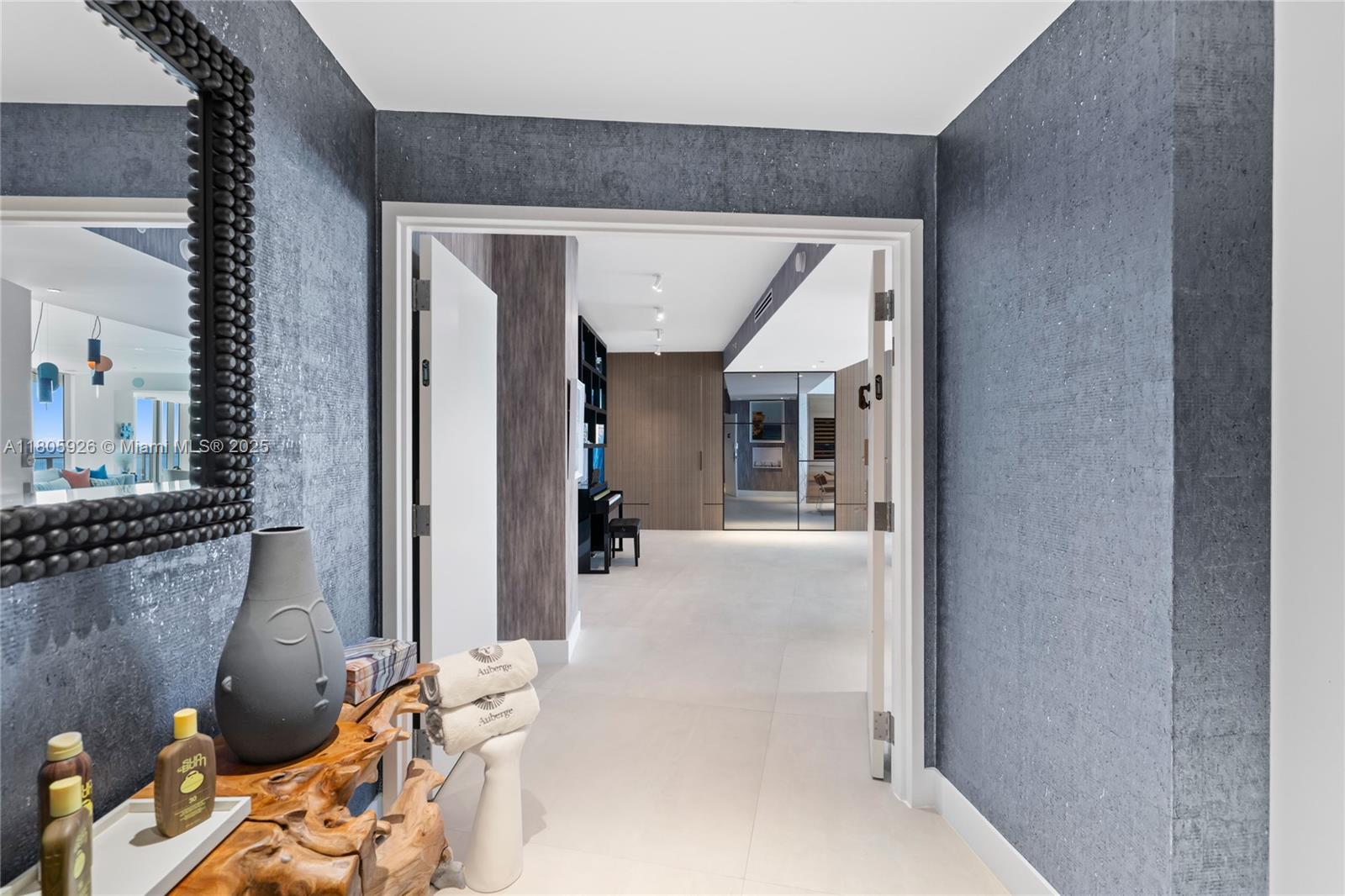 2200 FORT LAUDERDALE BEAC - Residential