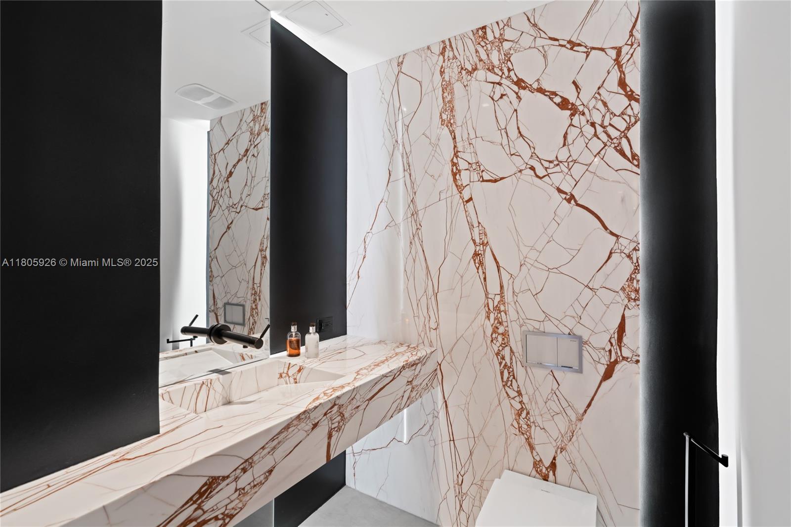2200 FORT LAUDERDALE BEAC - Residential