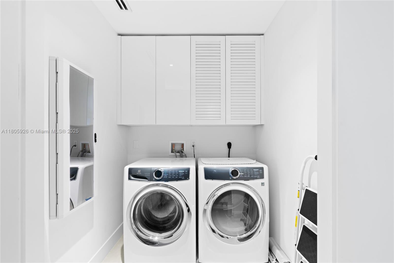 2200 FORT LAUDERDALE BEAC - Residential