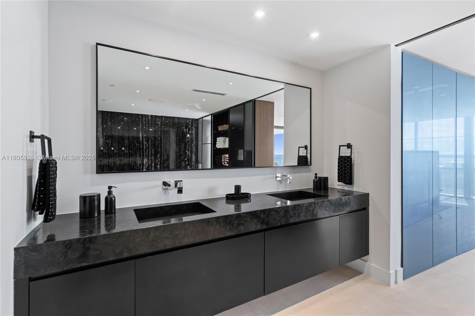 2200 FORT LAUDERDALE BEAC - Residential