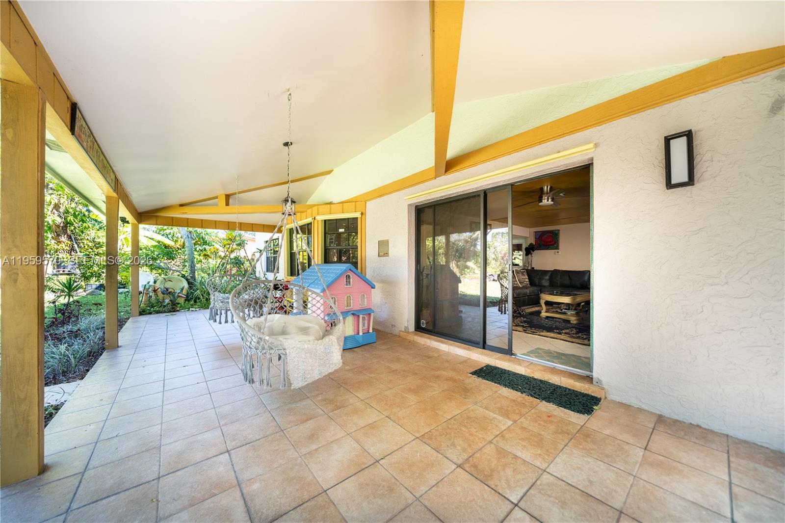 MIAMI GARDENS ESTATES SEC - Residential