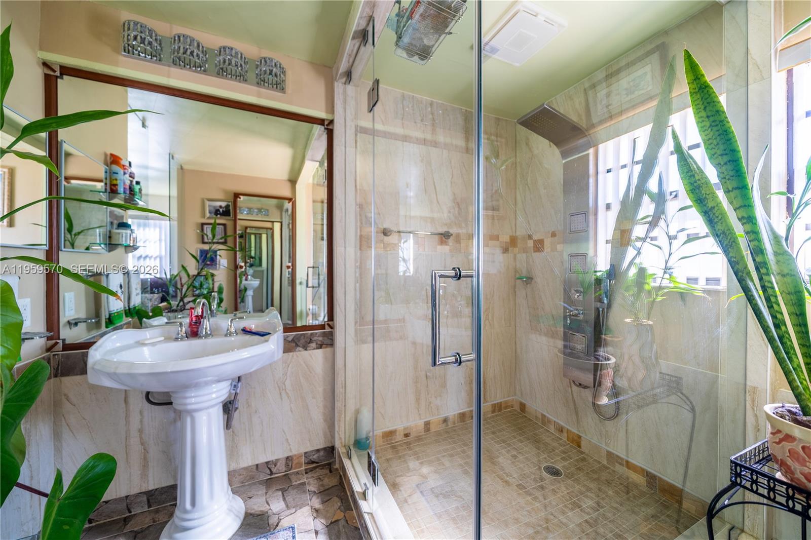 MIAMI GARDENS ESTATES SEC - Residential