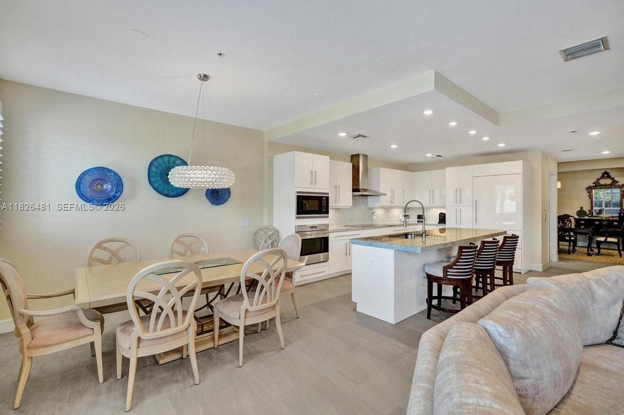 WHITE SANDS BEACH HOMES I - Residential