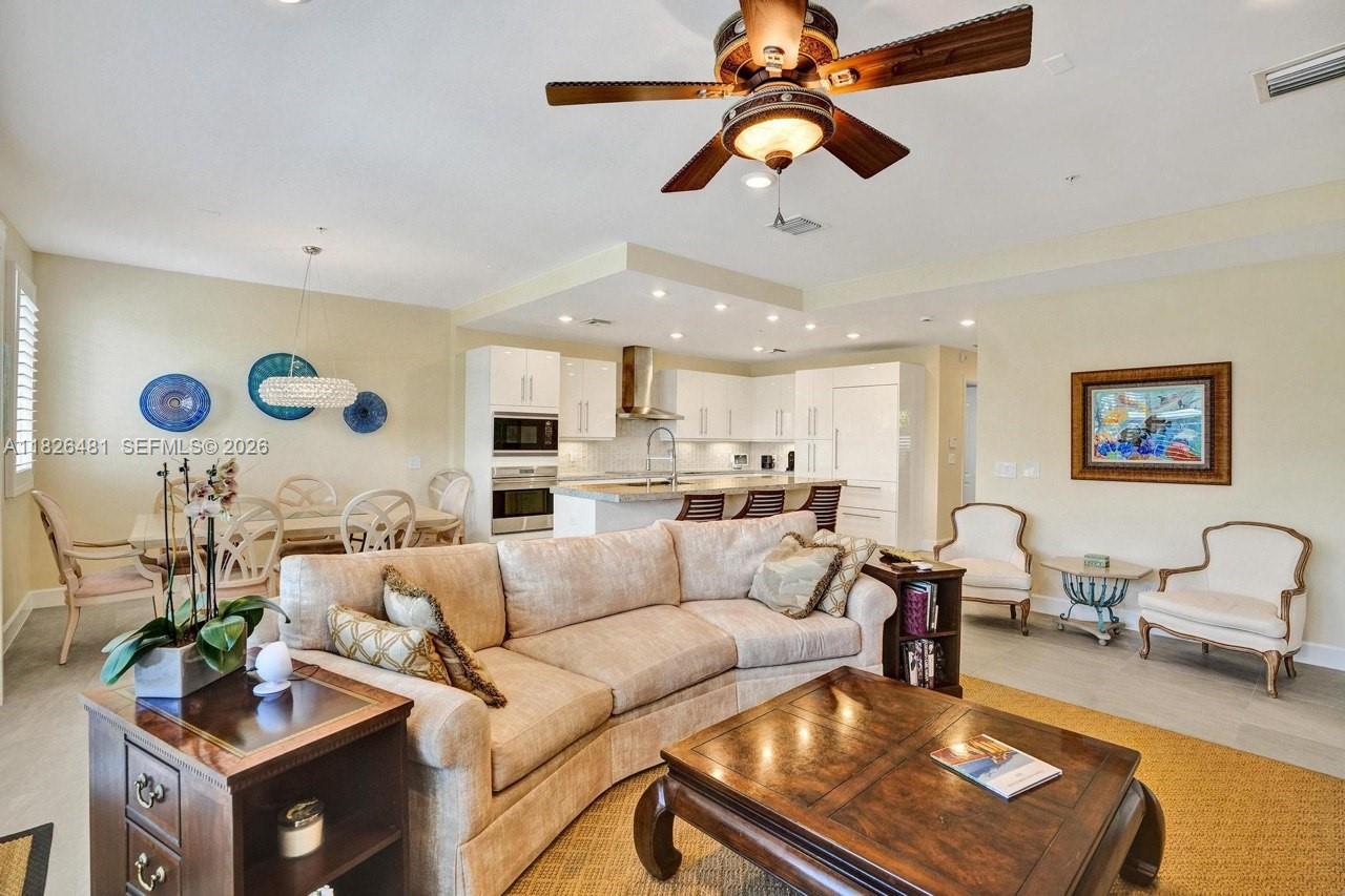 WHITE SANDS BEACH HOMES I - Residential