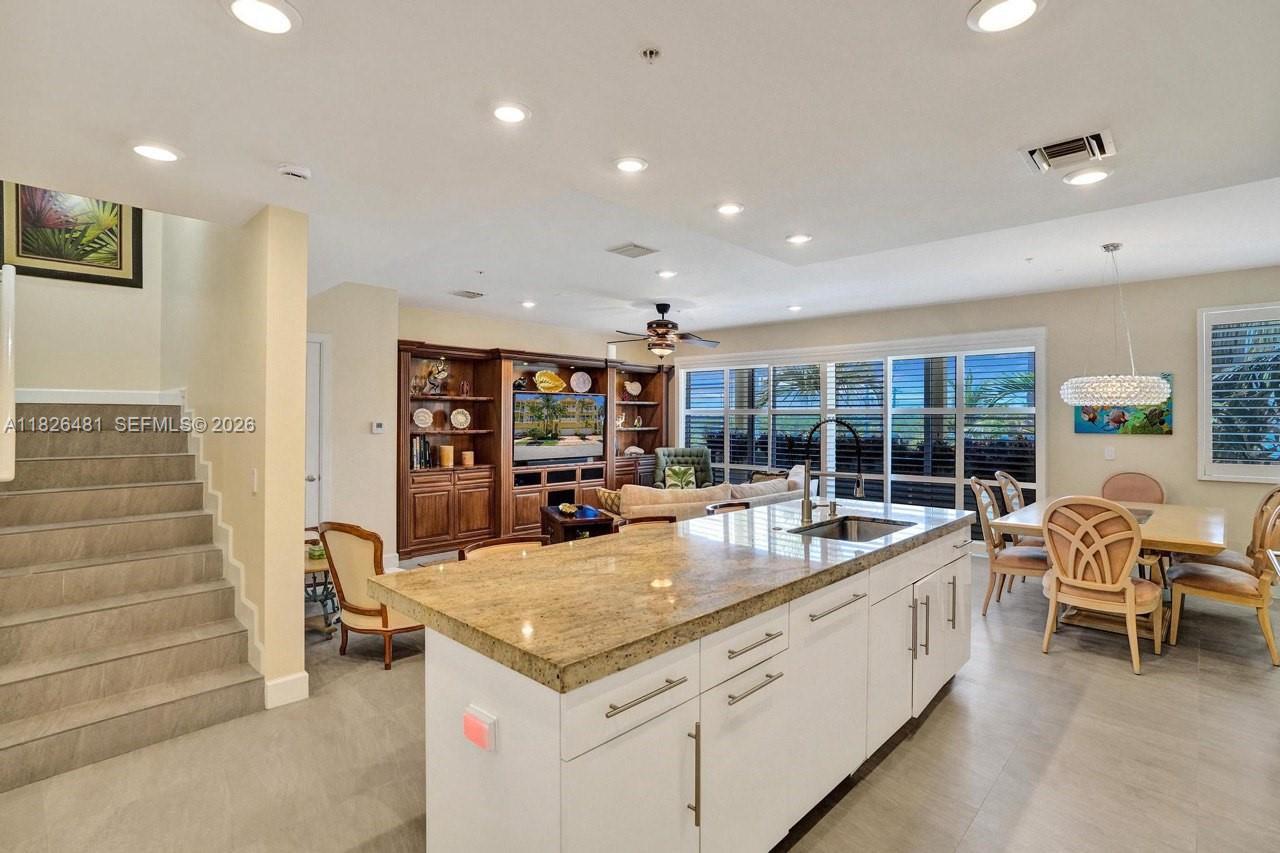 WHITE SANDS BEACH HOMES I - Residential