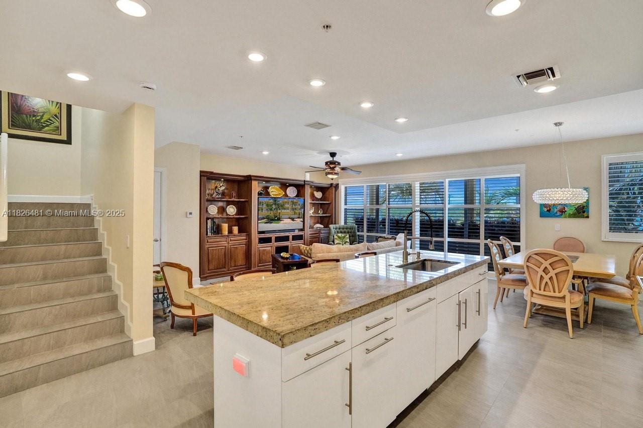 WHITE SANDS BEACH HOMES I - Residential