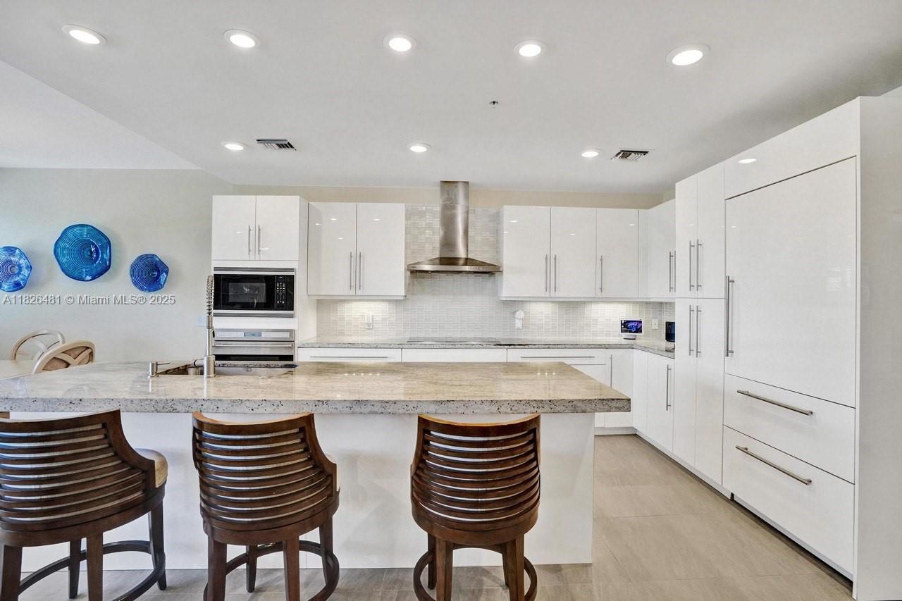 WHITE SANDS BEACH HOMES I - Residential