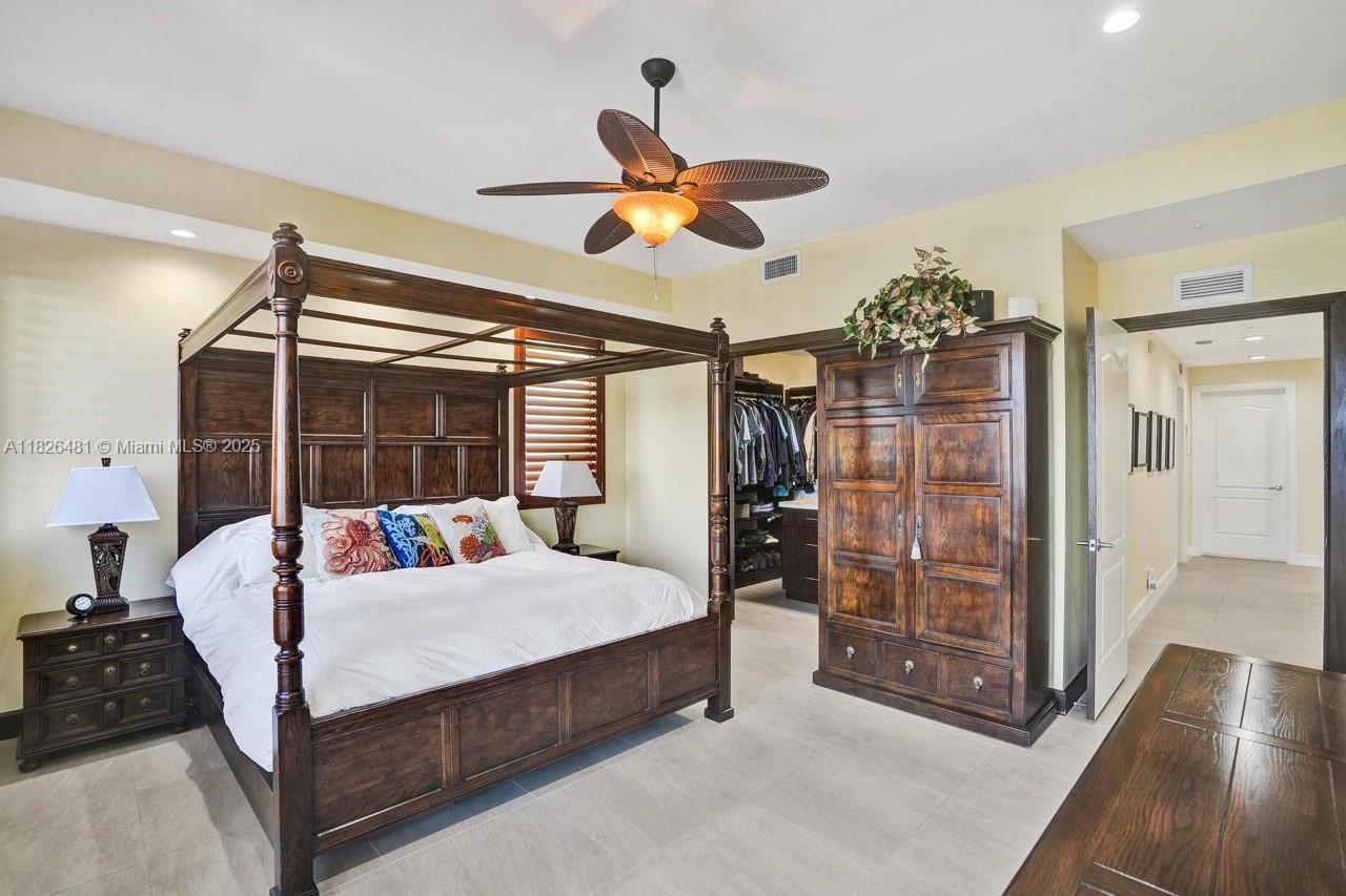 WHITE SANDS BEACH HOMES I - Residential