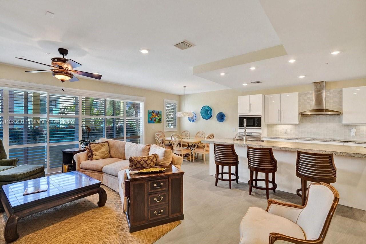 WHITE SANDS BEACH HOMES I - Residential