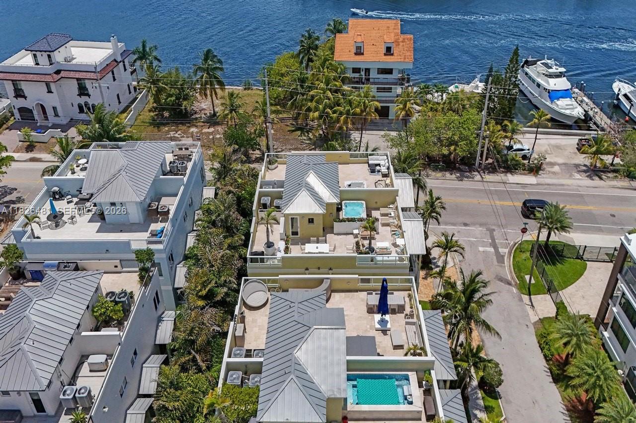 WHITE SANDS BEACH HOMES I - Residential