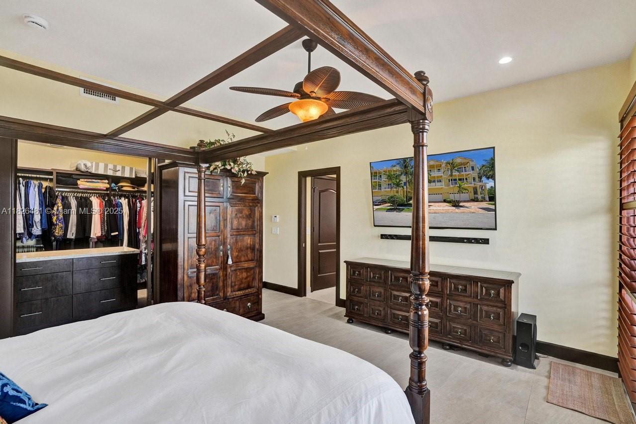 WHITE SANDS BEACH HOMES I - Residential