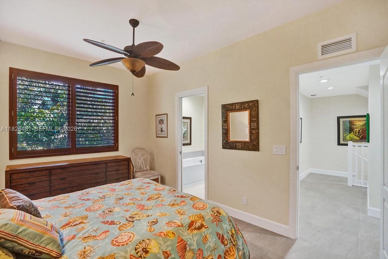 WHITE SANDS BEACH HOMES I - Residential