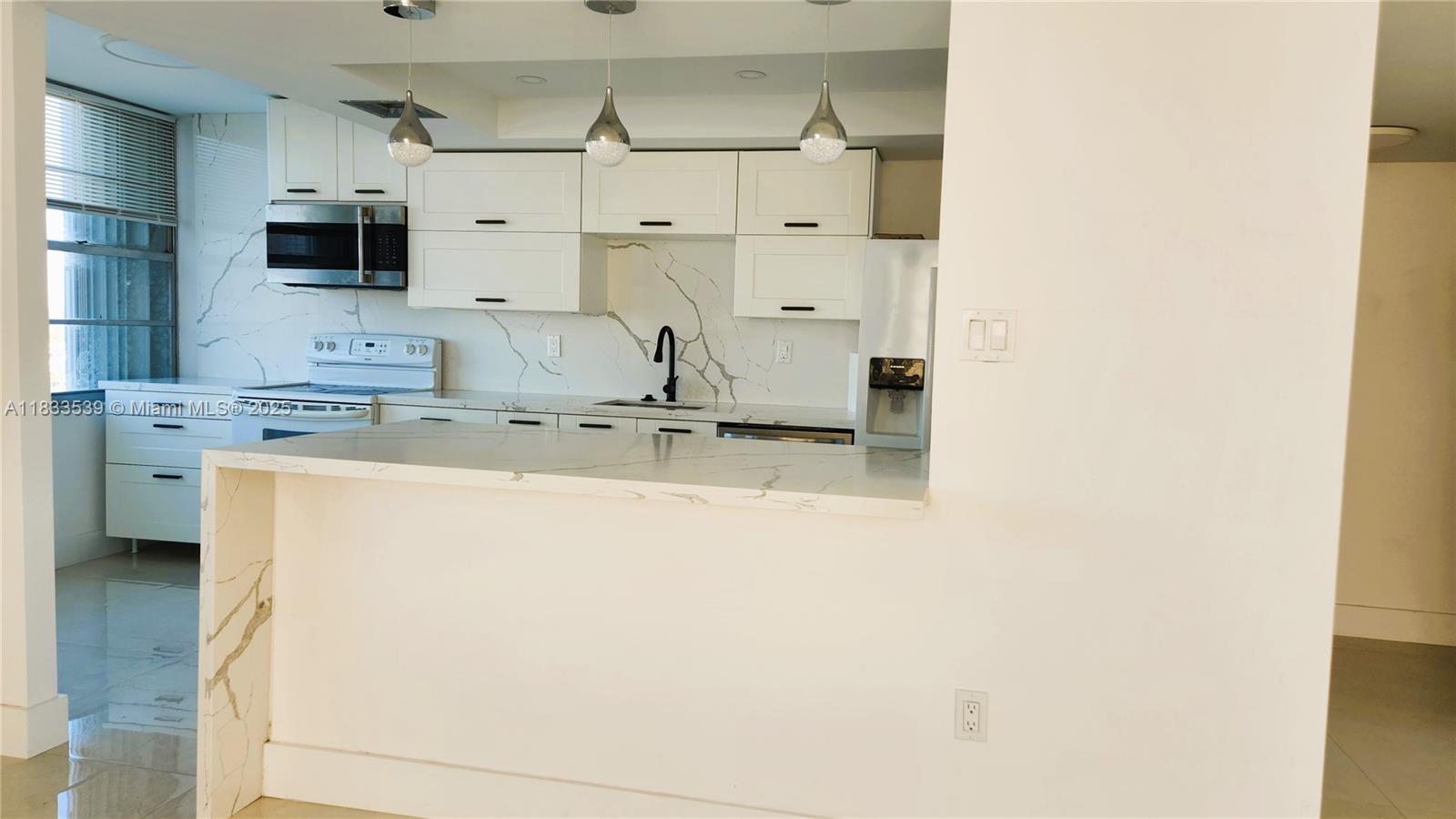 DEL PRADO MARINA - Residential