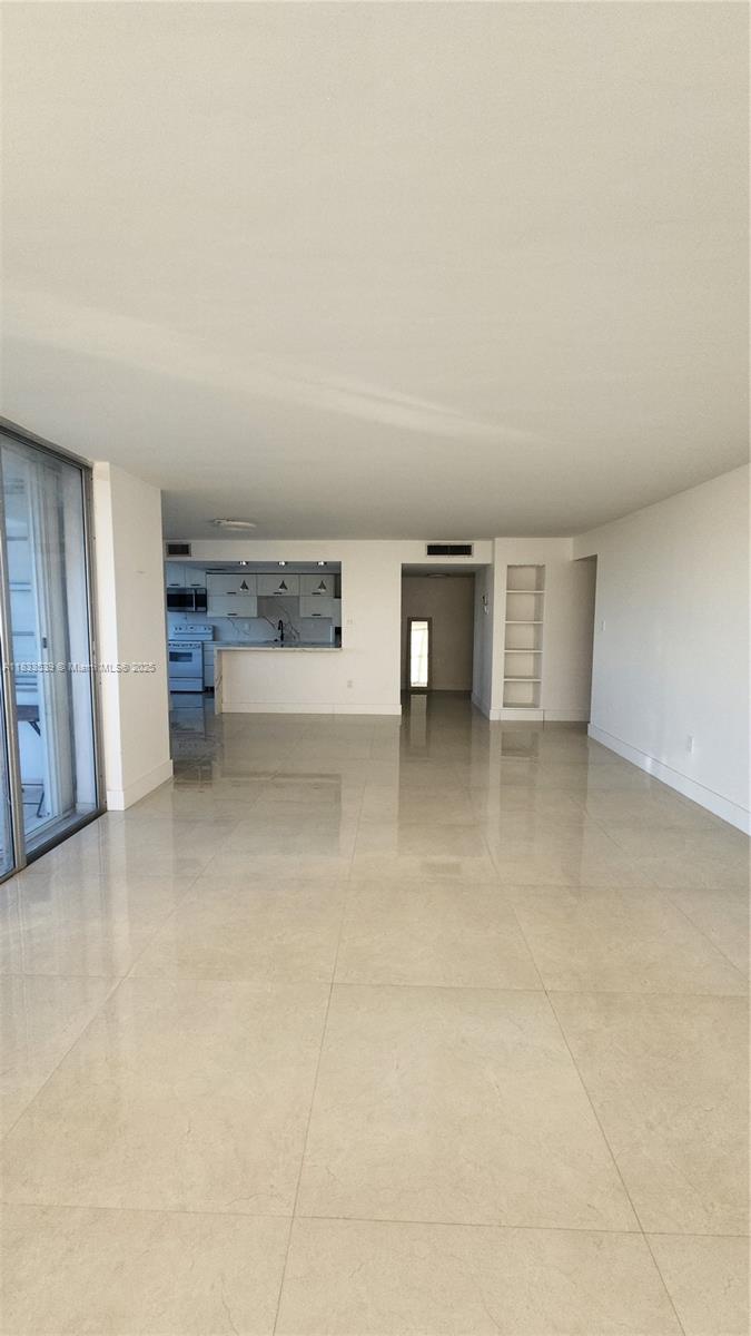 18051 Biscayne Blvd 1705