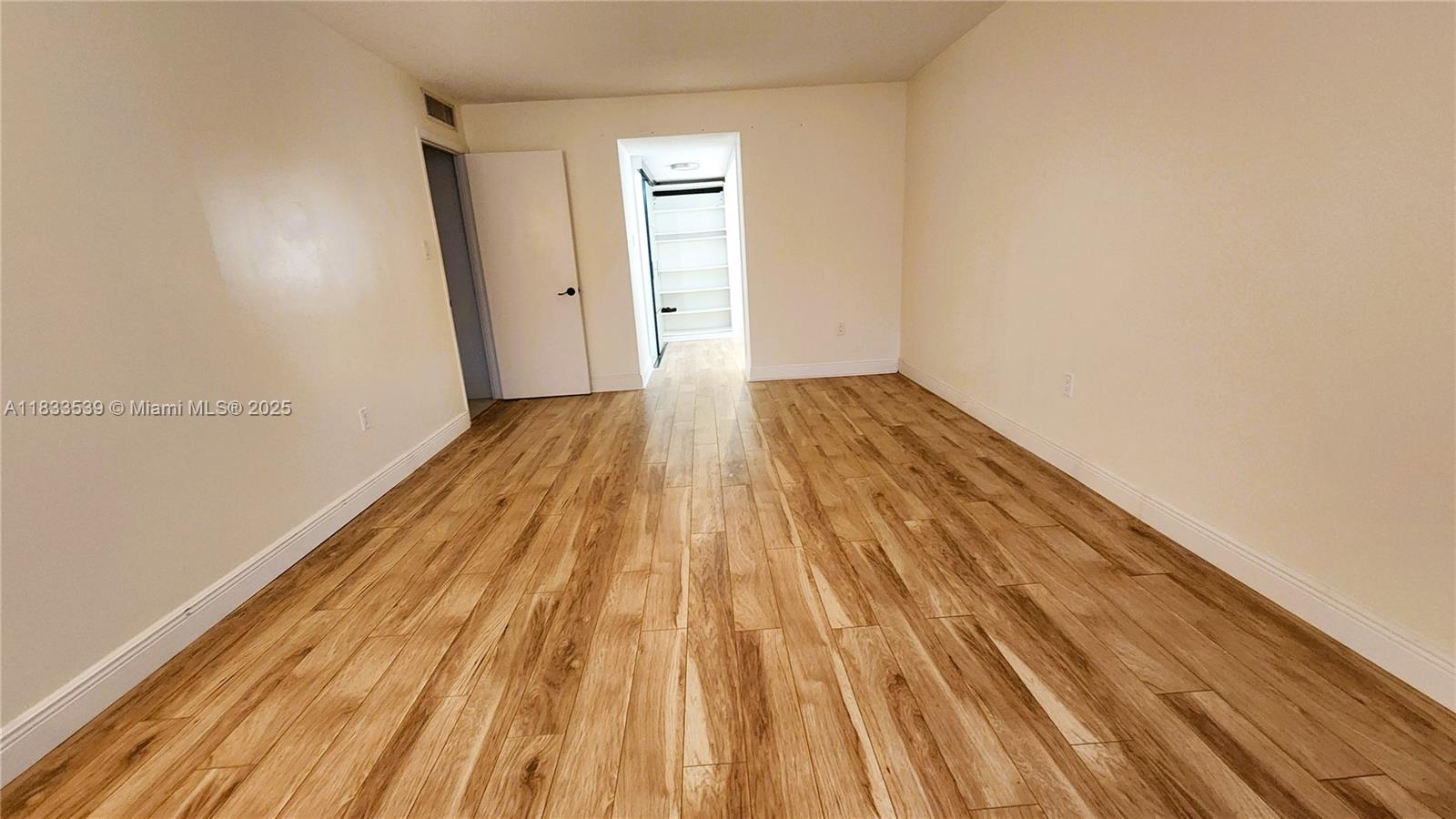 DEL PRADO MARINA - Residential