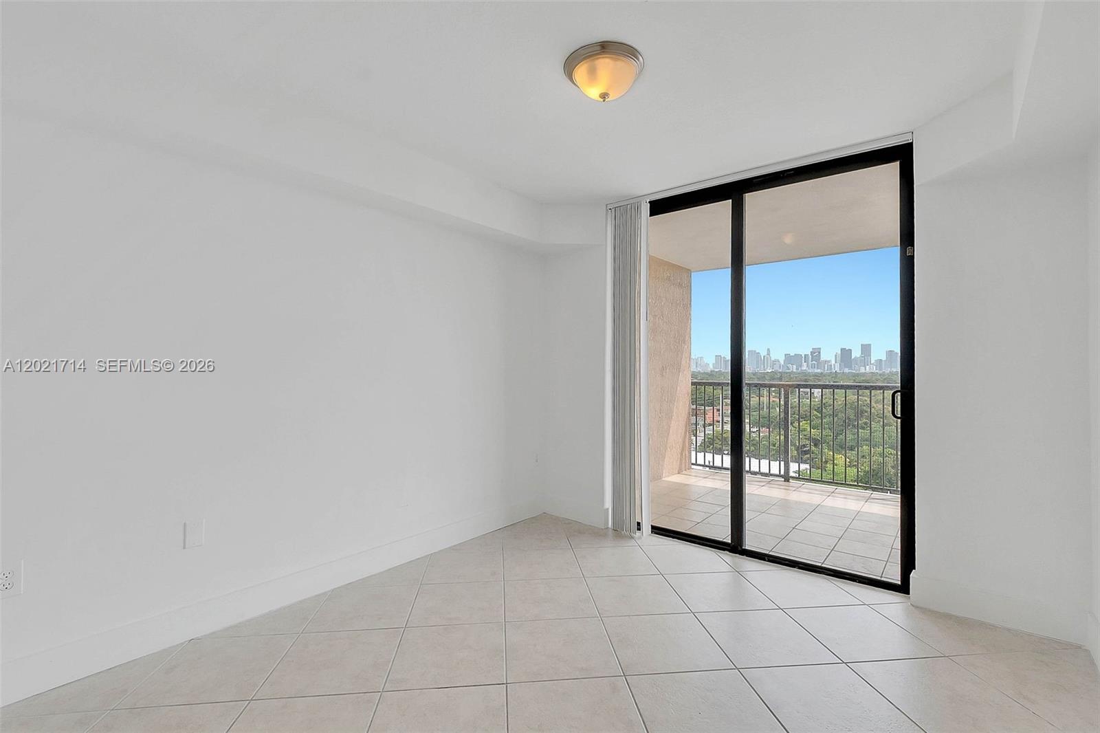 CORAL POINTE CONDO - Residential Lease