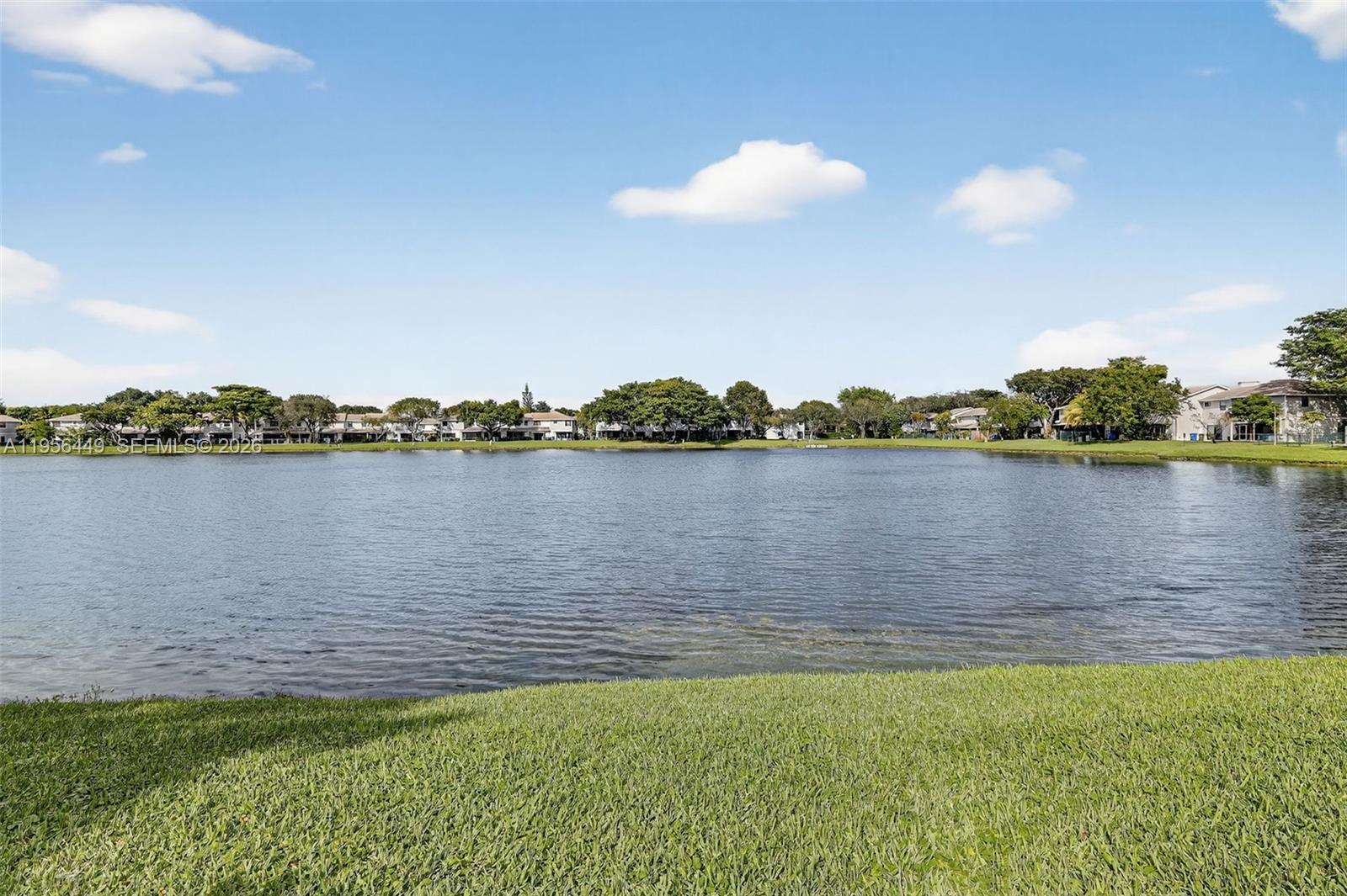 PEMBROKE POINTE SECTION T - Residential