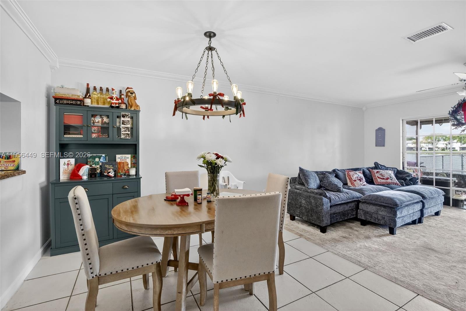 PEMBROKE POINTE SECTION T - Residential