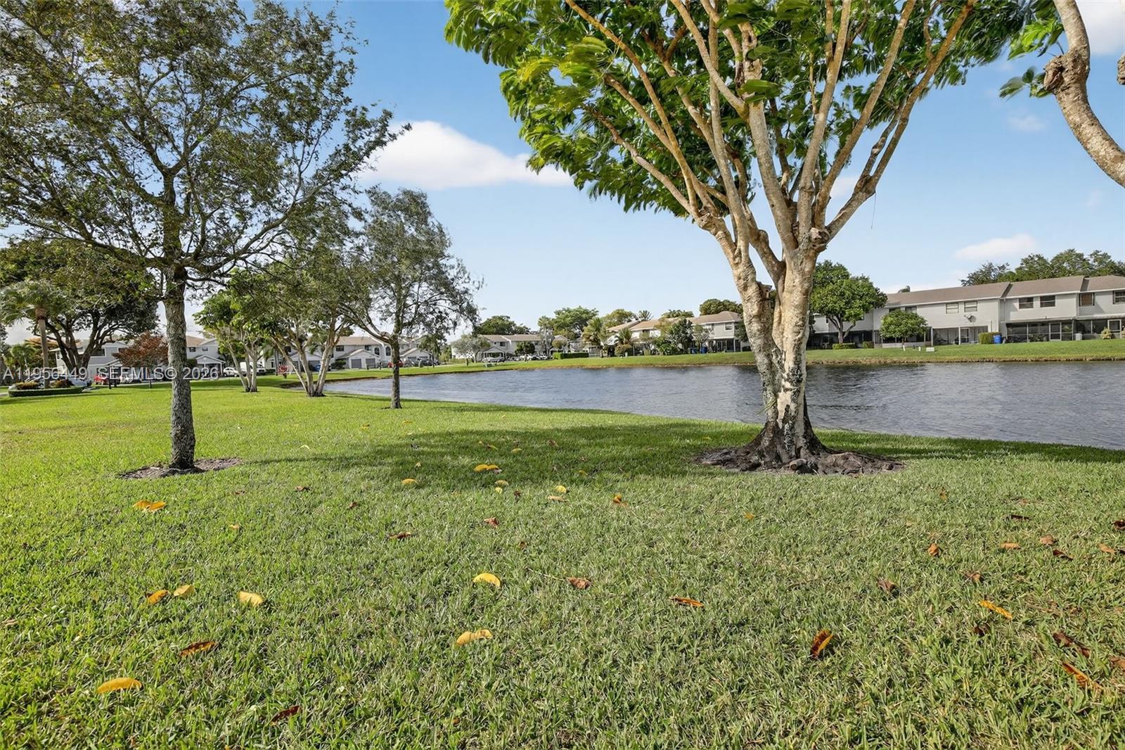 PEMBROKE POINTE SECTION T - Residential