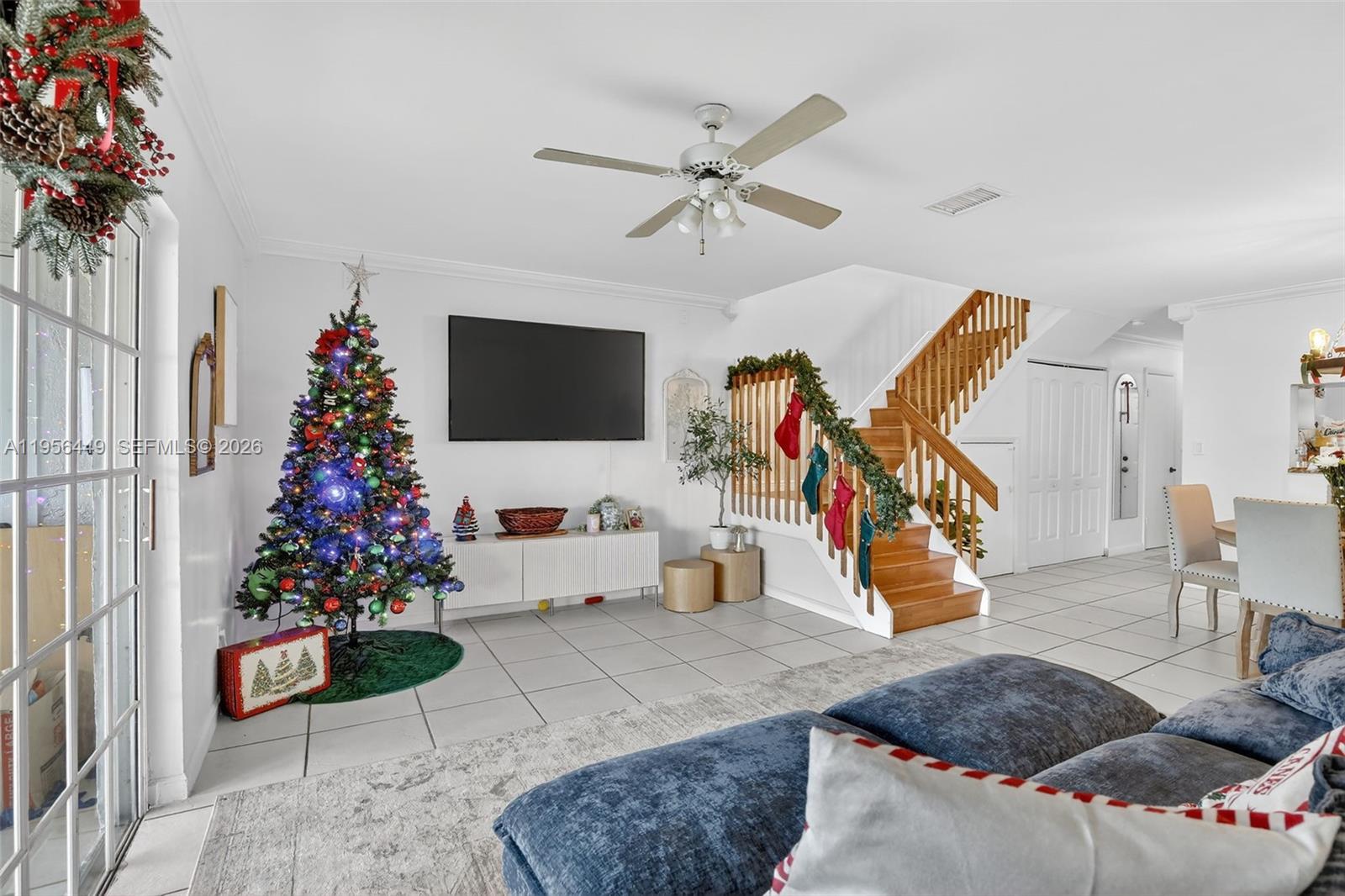 PEMBROKE POINTE SECTION T - Residential