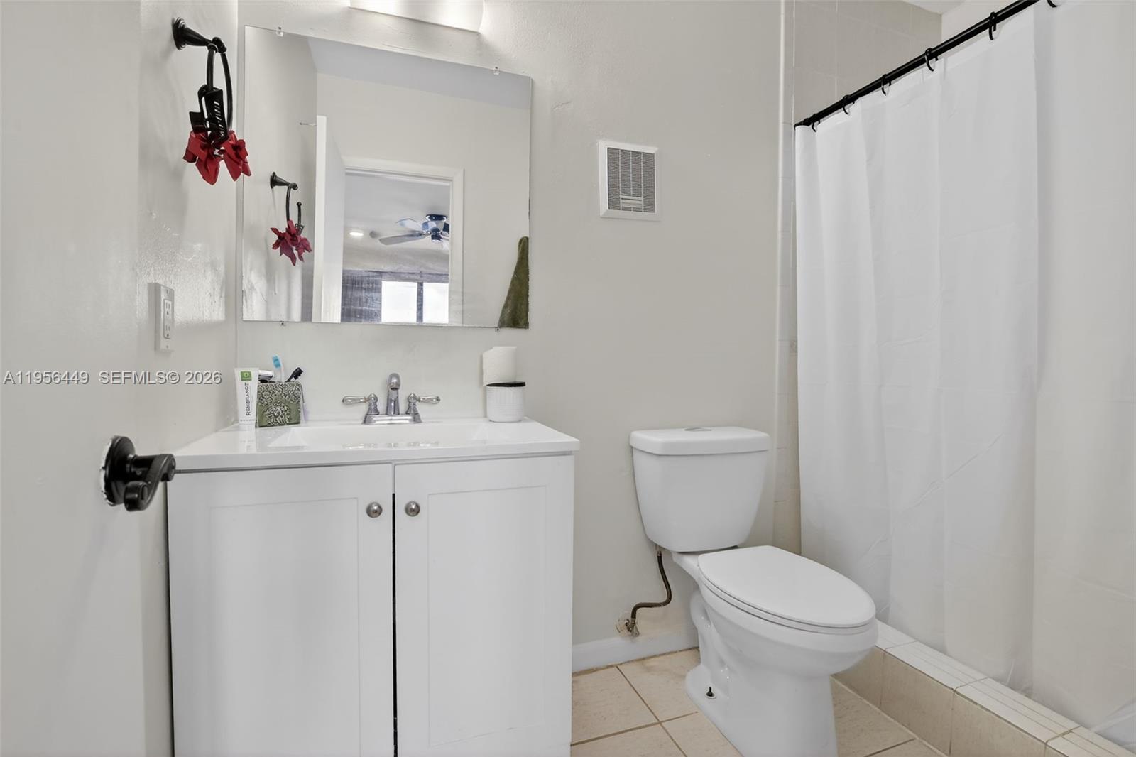 PEMBROKE POINTE SECTION T - Residential