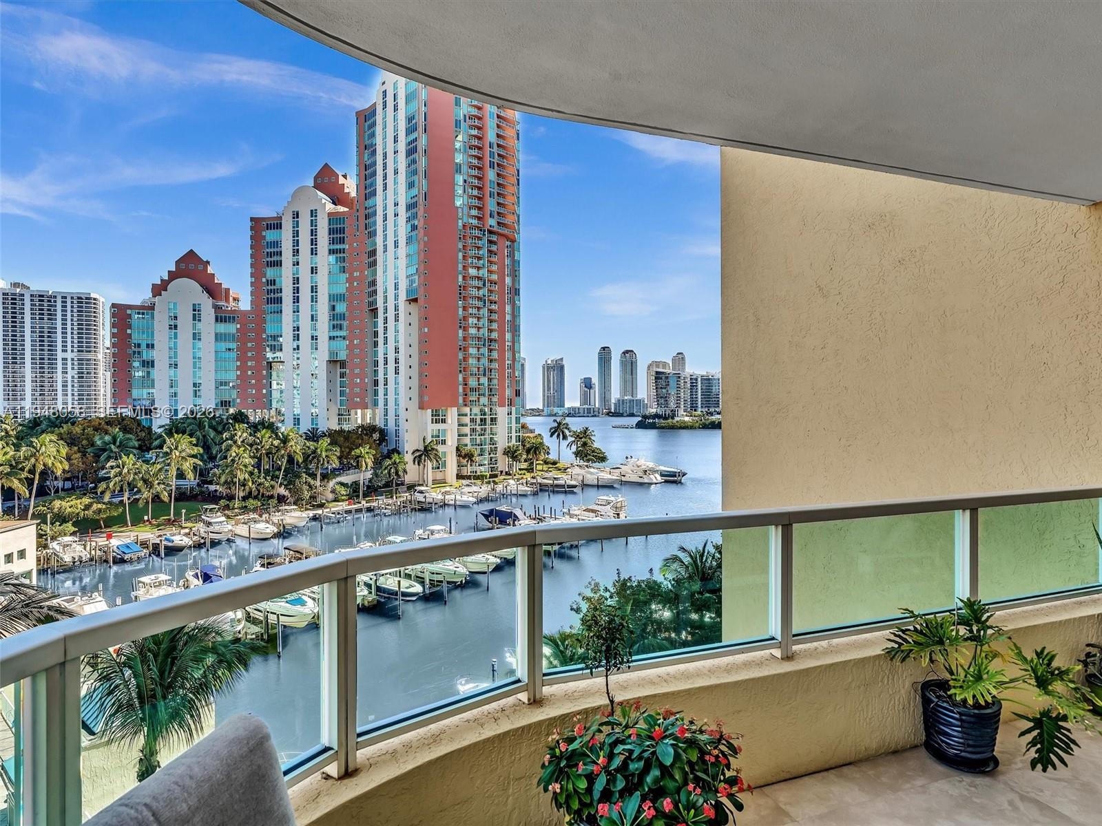 AVENTURA MARINA CONDO NUM - Residential