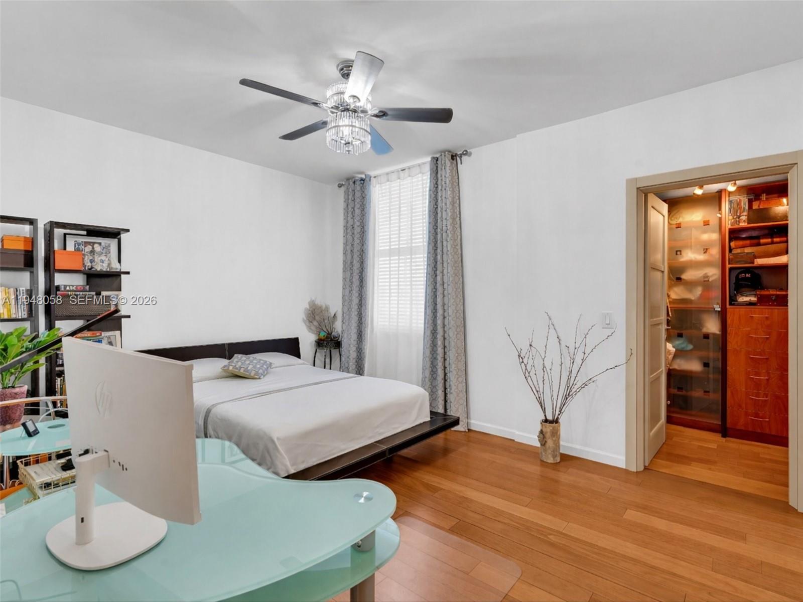 AVENTURA MARINA CONDO NUM - Residential