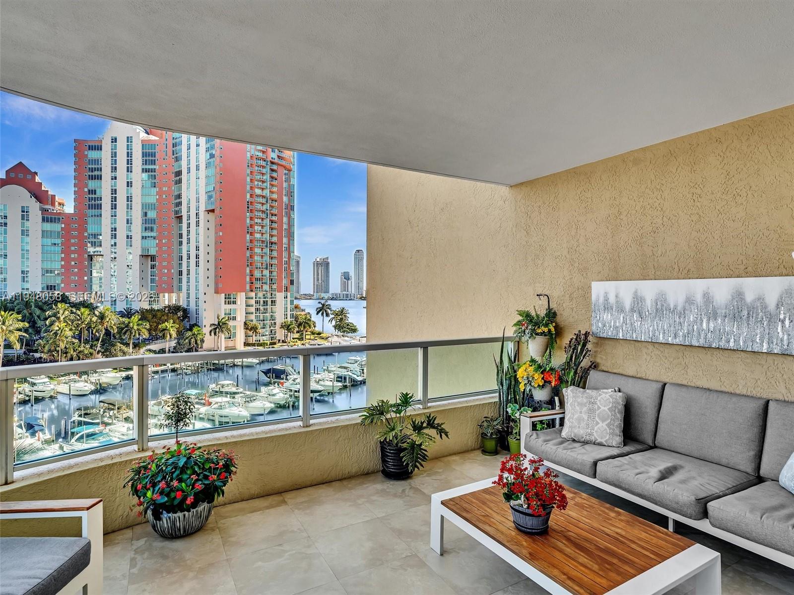 AVENTURA MARINA CONDO NUM - Residential