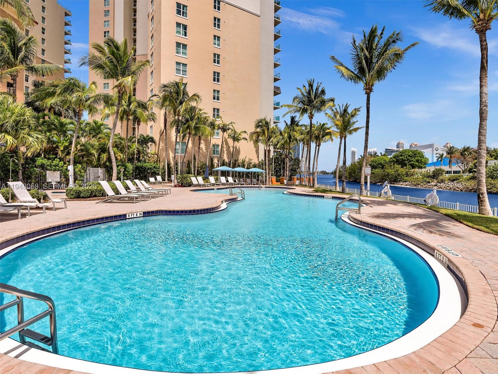 AVENTURA MARINA CONDO NUM - Residential
