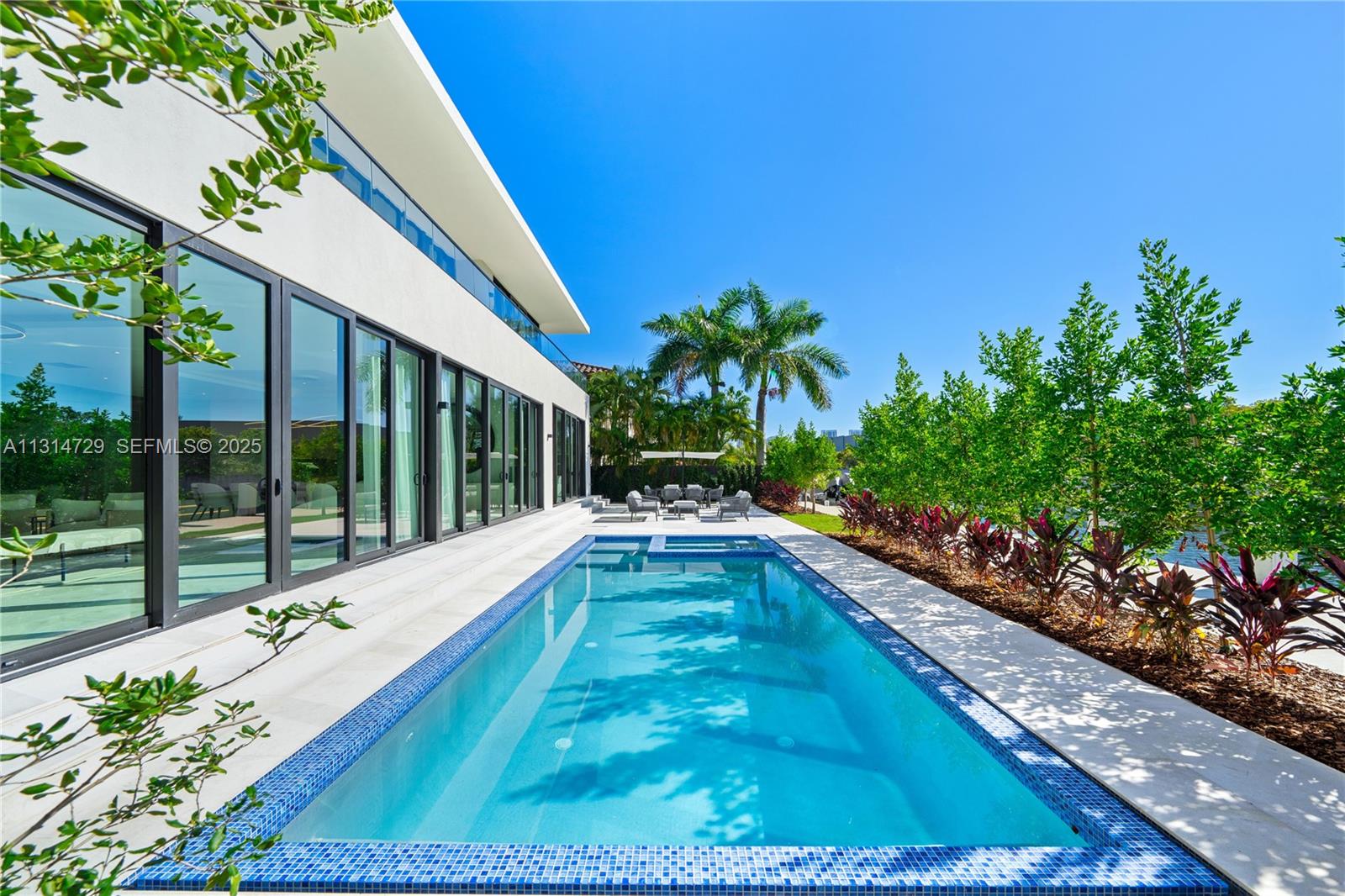 EASTERN SHORES - Residential