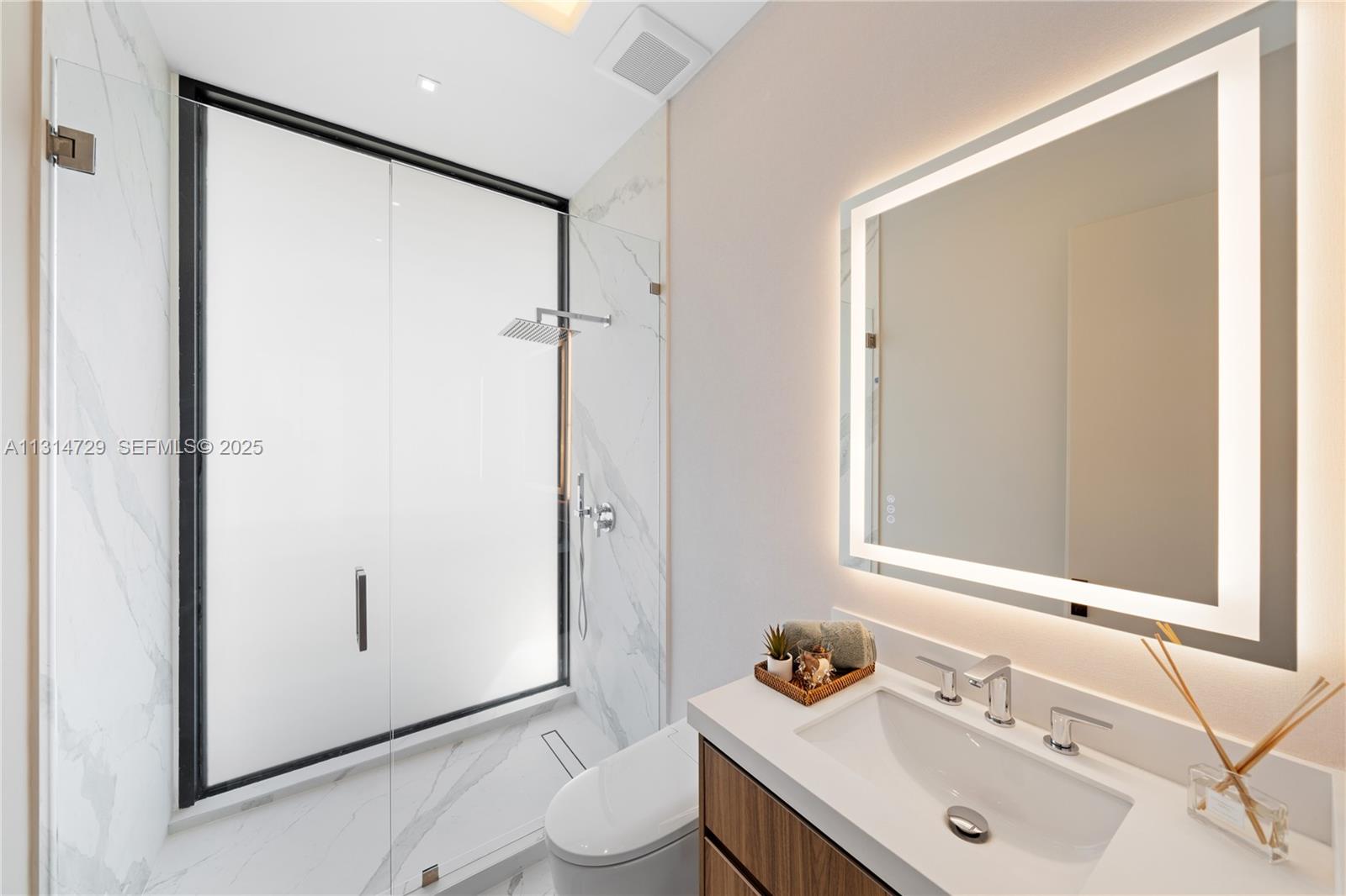 EASTERN SHORES - Residential