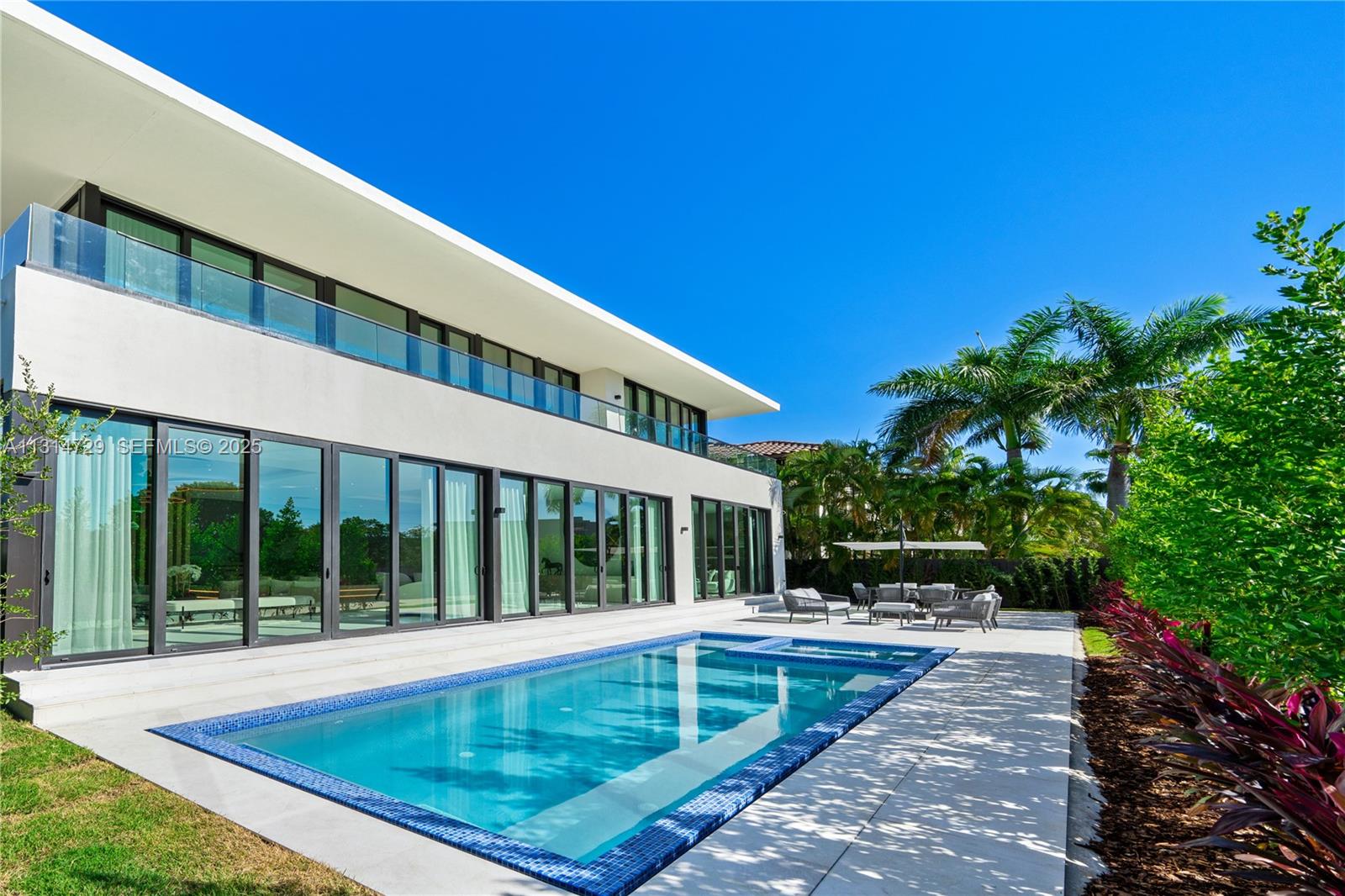 EASTERN SHORES - Residential