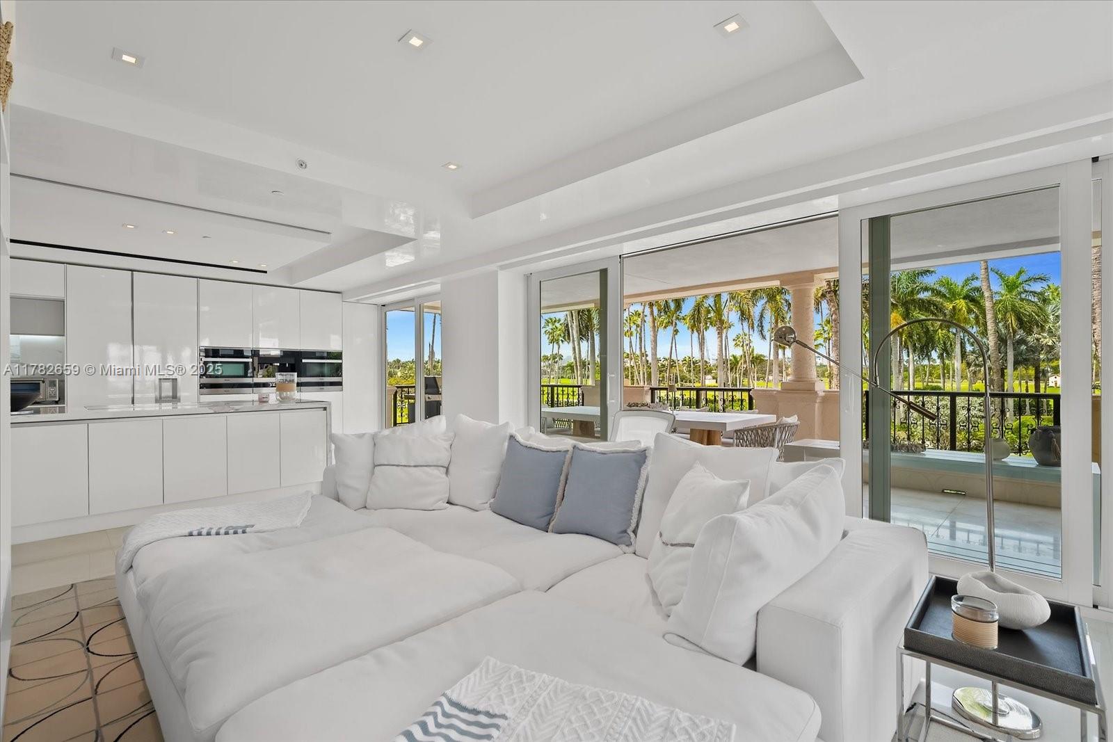 OCEANSIDE @ FISHER ISL CO - Residential