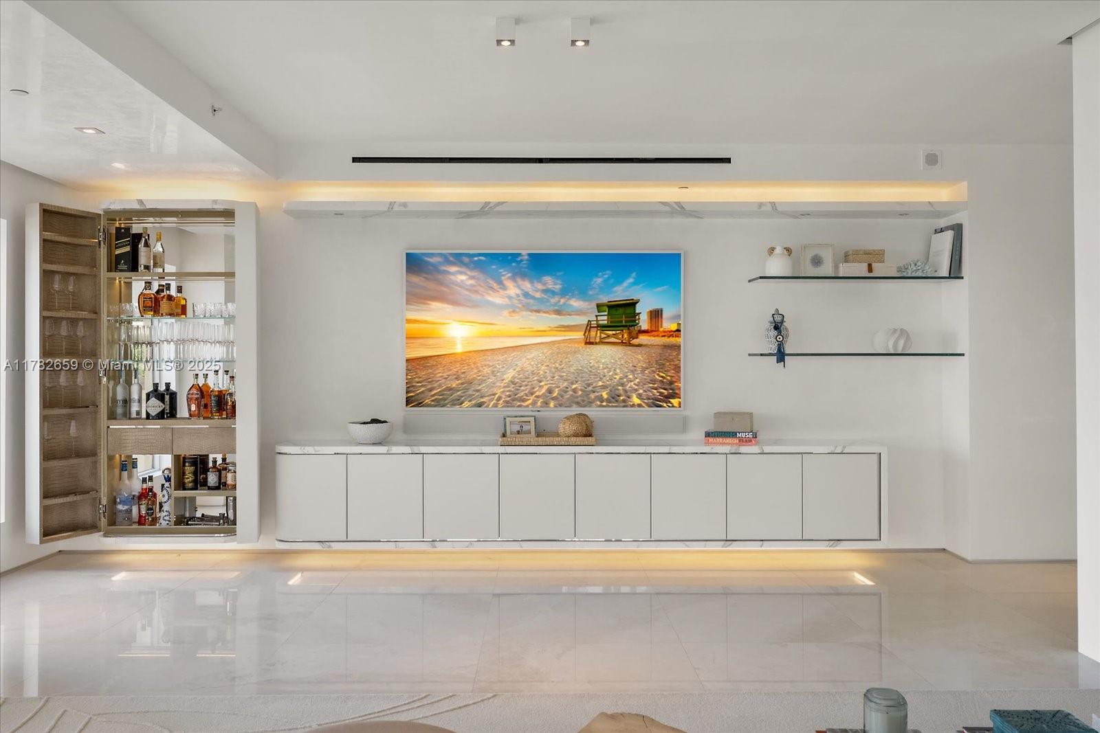 OCEANSIDE @ FISHER ISL CO - Residential