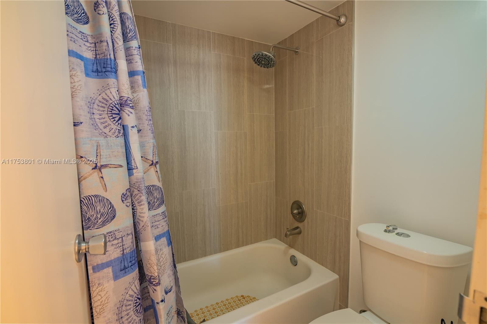 AVENTURA ELDORADO CONDO - Residential