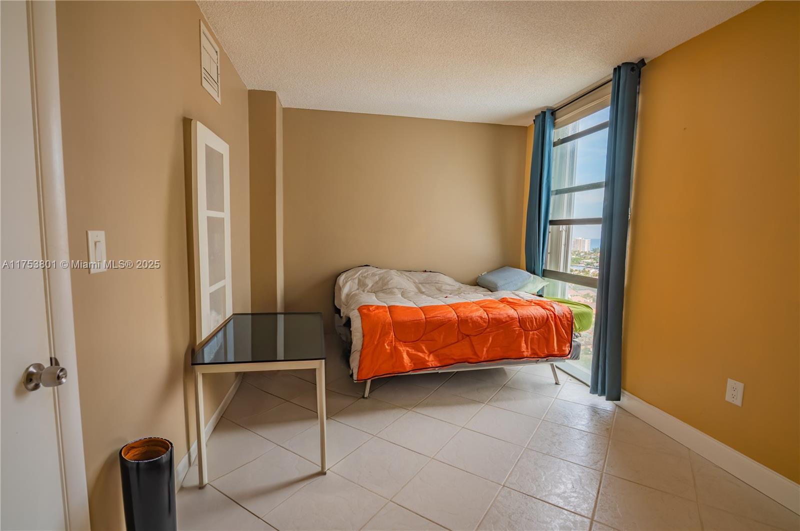 AVENTURA ELDORADO CONDO - Residential