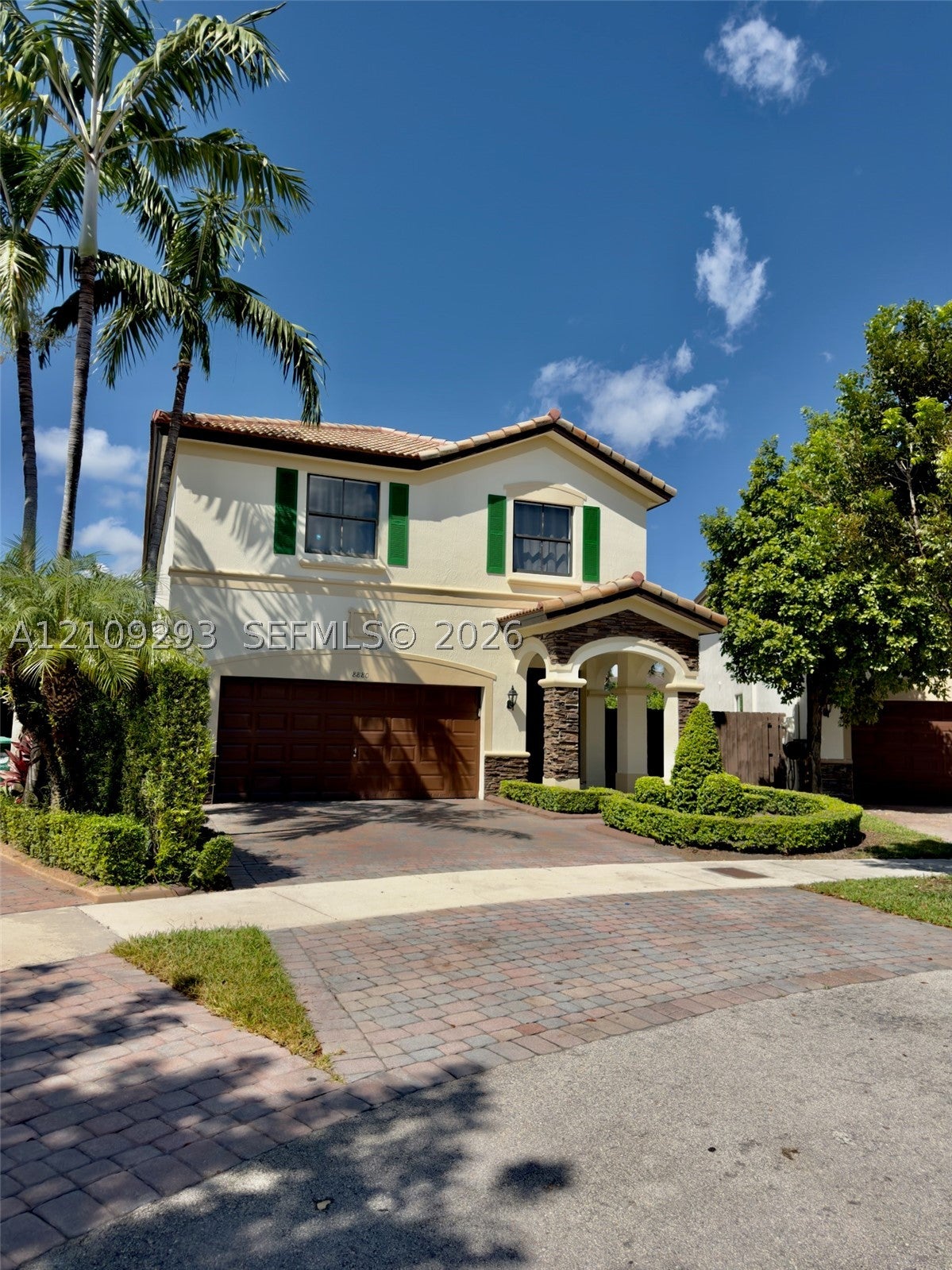 8880 NW 115th Ct