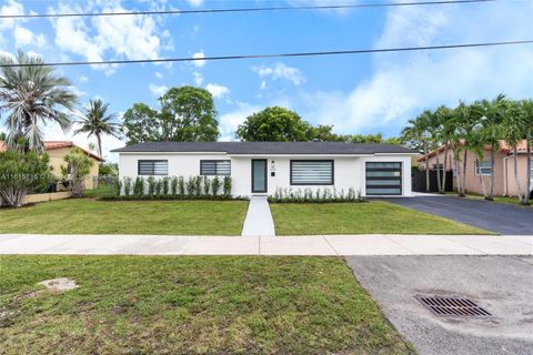 Single Family Residence in Miami FL 12304 27th St St.jpg