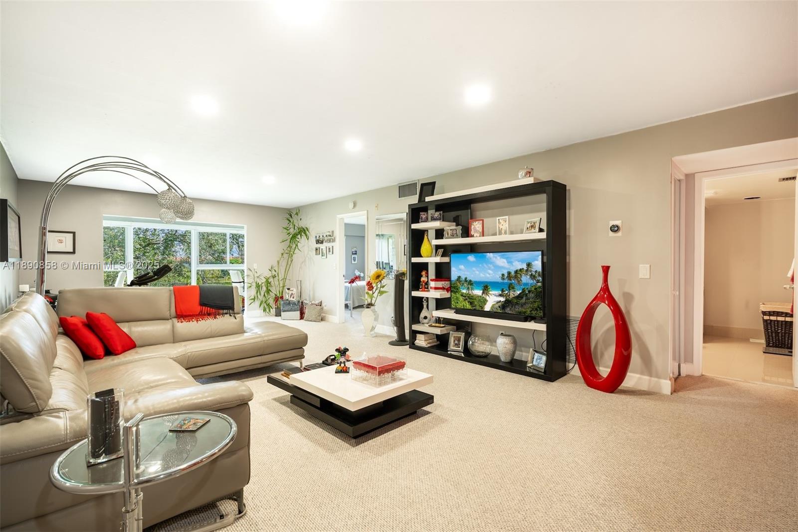 CAMBRIDGE AT CENTURY VILL - Residential Lease