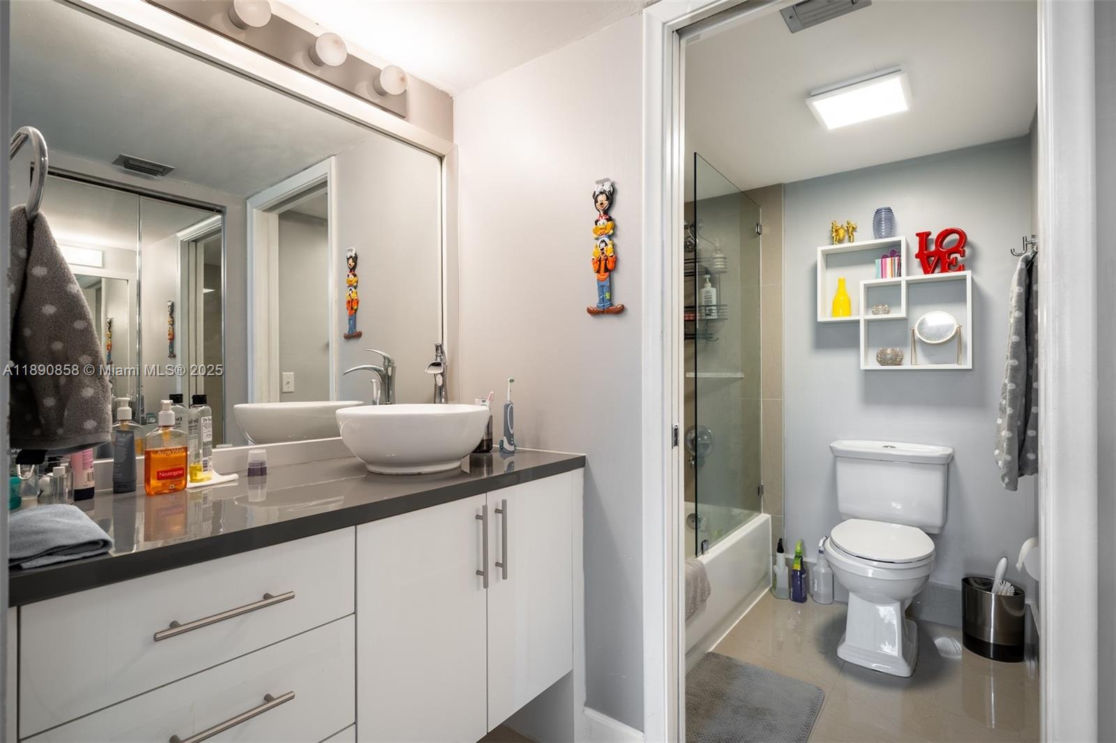 CAMBRIDGE AT CENTURY VILL - Residential Lease