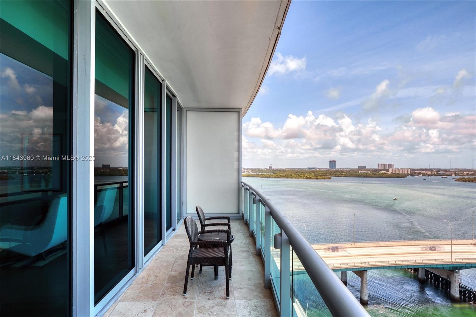 10295 COLLINS AVE HOTEL C - Residential