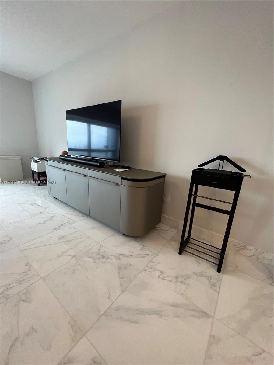 MILLENNIUM TOWER CONDOMIN - Residential