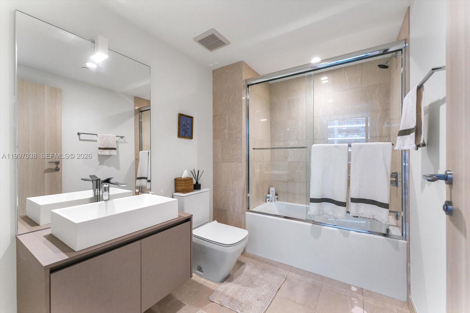 BRICKELL FLATIRON CONDO - Residential Lease