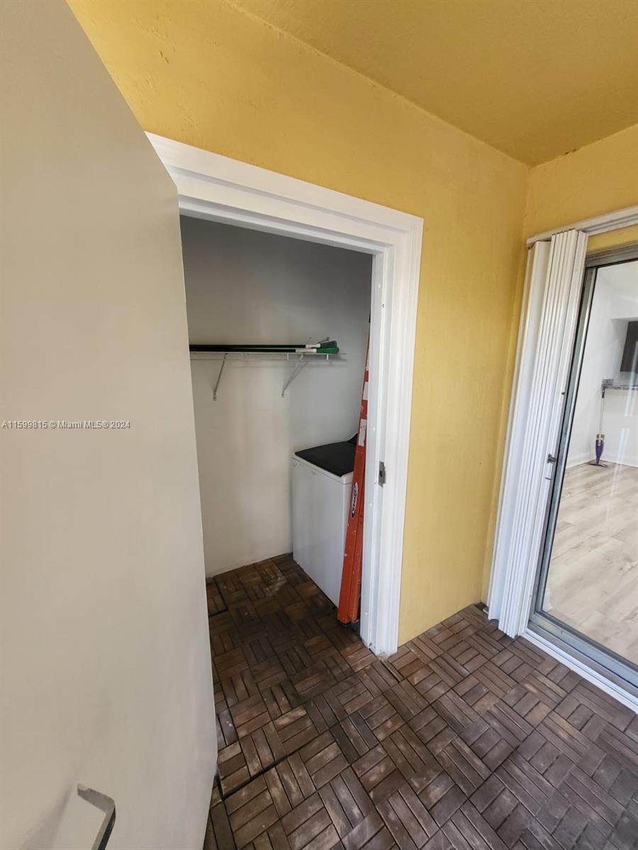 HAMMOCKS TRAILS CONDO - Residential Lease